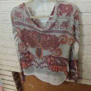 Pretty top☺(3 for 20)